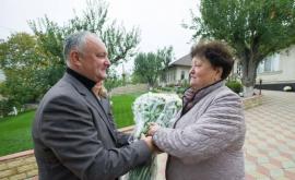 Igor Dodon la Sadova Mama este cea care mereu a fost alături de mine și familia mea