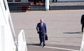 Dodon întrebat în ce țară va merge în primul rînd după prezidențiale