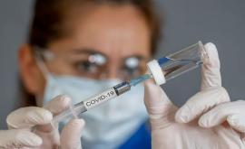 Polonia a anunțat cînd va începe vaccinarea împotriva coronavirusului