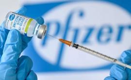 Эксперты при ВОЗ рекомендовали введение двух доз вакцины Pfizer BioNTech