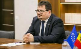 Michalko Este îngrijorător cînd persoane care au făcut parte la frauda bancară sînt implicate în negocieri