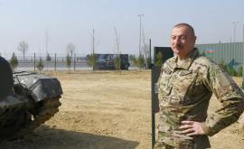 Алиев показал обломки российских Искандеров из Нагорного Карабаха