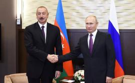 Алиев сообщил о разговоре с Путиным про обломки Искандеров в Карабахе