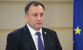 В Кишиневе перенесли судебное заседание по делу Дениса Уланова 