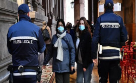 Omicron Guvernul italian a decis ca purtarea măştii să devină obligatorie în exterior