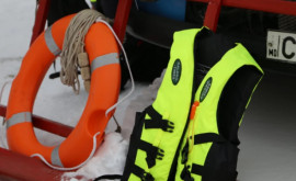 Сегодня спасли рыбака провалившегося под лед