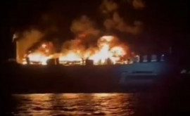 В Средиземном море загорелся паром с 288 пассажирами на борту