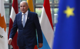 Премьер Словении пообещал в скором времени вернуть дипломатов в Киев
