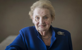 A încetat din viaţă Madeleine Albright