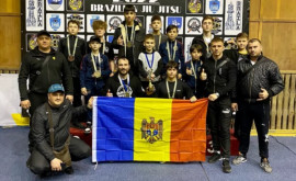 Un nou succes al luptătorilor din Chișinău la un turneu internațional din România