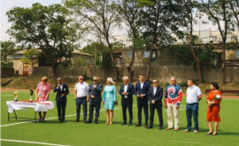 La Cimişlia a fost inaugurat un teren sportiv