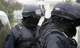 Полиция задержала преступную группу поставляющую запрещенные вещества