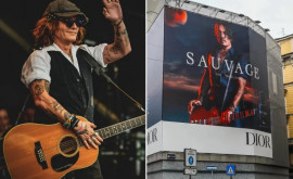 Johnny Depp va fi din nou imaginea parfumului Sauvage de la Dior după cîştigarea procesului de defăimare