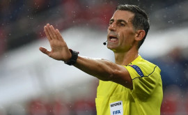 Cui i sa încredințat arbitrajul meciului Manchester United Sheriff