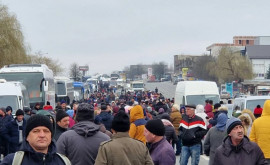 UPDATE Трасса по направлению движения из Кишинева в сторону Ставчен разблокирована