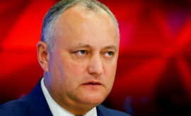 Dodon Peste tot umblă Marina Tauber și discută cu deputații socialiști