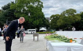 Посол Молдовы в Японии почтил память жертв ядерного удара в Хиросиме