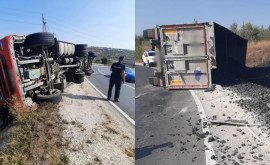 Camion cu 25 tone de cărbune răsturnat în nordul țării Cine se afla la volan