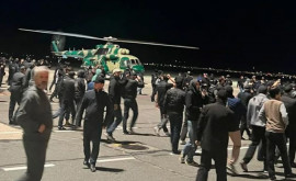 В Кремле назвали беспорядки в аэропорту Махачкалы результатом вмешательства извне