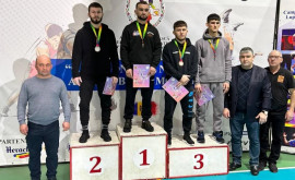 Пограничник добился выдающихся результатов на чемпионате страны по борьбе