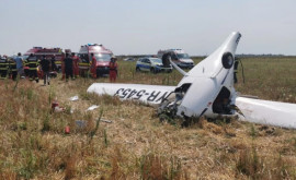 Un avion care transporta muncitori către o mină de diamante sa prăbuşit