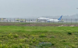 În SUA un avion a ieșit de pe pista aeroportului 