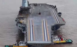 China Fujian al treilea şi cel mai modern portavion începe testele pe mare