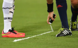 Inventatorul sprayului pentru terenurile de fotbal a cîştigat bătălia în justiţie cu FIFA