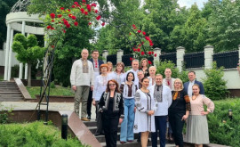 Ziua Mondială a Cămășii Naționale Ucrainene sărbătorită la Chișinău
