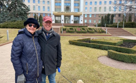 Ambasadorul SUA Kent Logsdon a părăsit Republica Moldova Ce a lăsat la despărțire