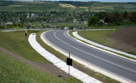 În Moldova au fost finalizate lucrările de reparație a unui tronson de drum 