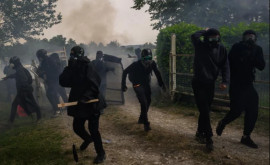 Протесты против строительства автомагистрали А69 во Франции переросли в жестокие столкновения