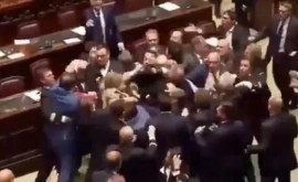 Драка в парламенте Италии 