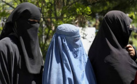 Дагестан временно запретил носить мусульманский женский головной убор