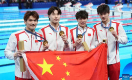 China a cîștigat aurul în ştafeta masculină de înot 4x100 mixt