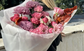 Flori pentru 1 septembrie Pregătițivă pentru Ziua cunoașterii cu XOstudio FLOWERS