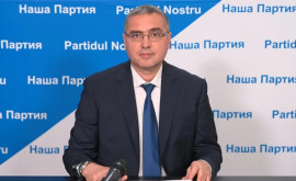 Candidatul Partidului Nostru Renato Usatîi a anunțat despre atacuri financiare și cibernetice care vizează eliminarea sa din alegeri