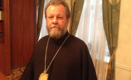 Митрополит Владимир поздравляет христиан с Рождеством