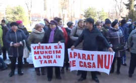 Protest la Parlament