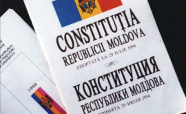 Experţi Preşedintele nu are şanse să obţină modificarea constituţiei