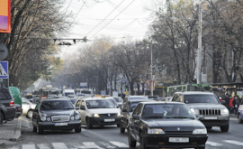 InfoTrafic Pe mai multe străzi din capitală sînt ambuteiaje 