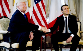 Дональд Трамп прибыл с первым визитом в Париж