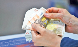 Cît de mult sau ieftinit creditele în Moldova 