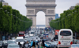 В Париже откажутся от автомобилей с двигателями внутреннего сгорания