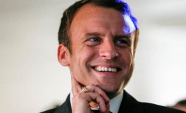 Cum arată mama lui Macron de aceeaşi vîrstă cu soţia lui FOTO