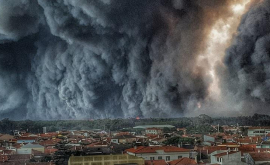 Incendii în California Circa 200000 de persoane au primit ordine de evacuare 