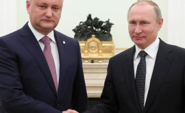 Владимир Путин поздравил Игоря Додона с зимними праздниками
