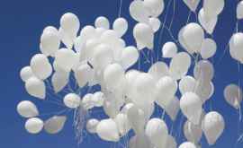 În memoria victimelor incendiului de la Kemerovo la Chișinău vor fi lansate baloane albe 