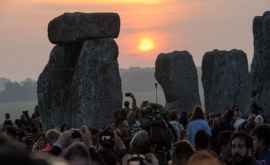 Pietre din cadrul monumentului Stonehenge ar fi fost transportate de gheţari