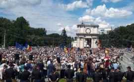 MAI a depistat în rețelele sociale polițiști care aprobau îndemnurile la proteste